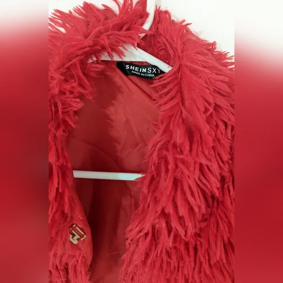 Furry cropped coat - Picture 3 of 3